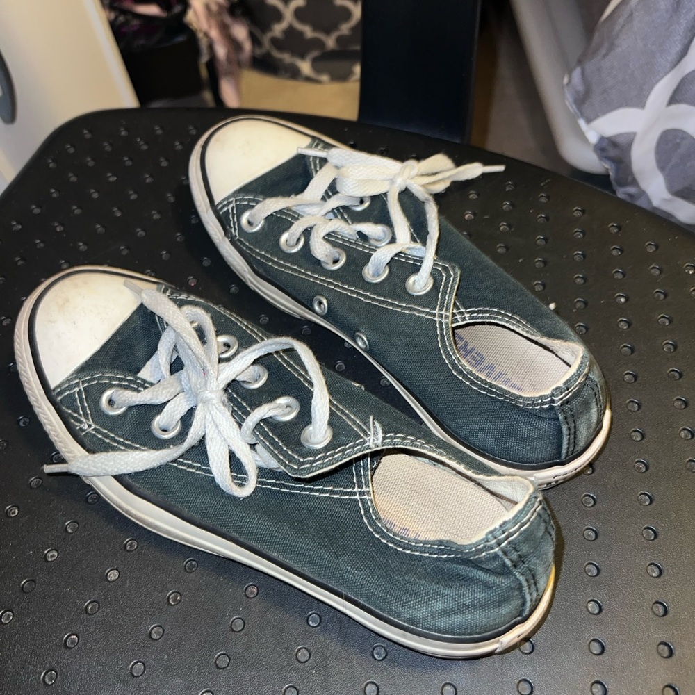 Low top converse